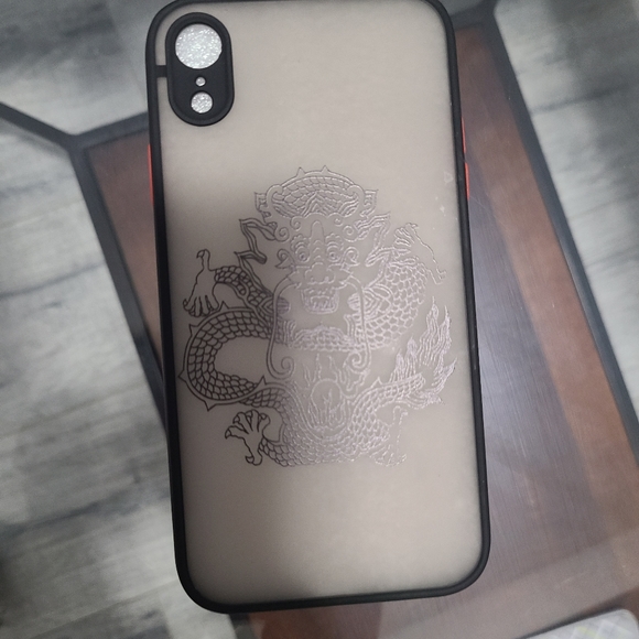 Iphone cases and came protector - Picture 7 of 13